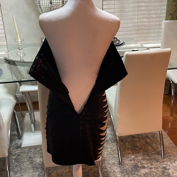 Women’s black mini dress - Picture 7 of 8
